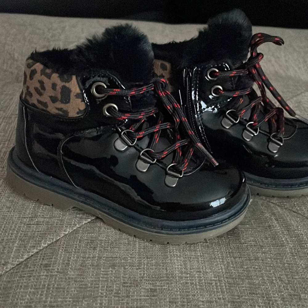 SPROX baby girl boots. Side 6.